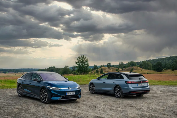 Izkoristite edinstveno priložnost in si zagotovite akcijski model ID.7 Pro Limited ali ID.7 Tourer Pro Limited, ki sta zdaj na voljo po izjemni ceni, z bogato serijsko opremo in možnostjo pridobitve nepovratne finančne spodbude.
